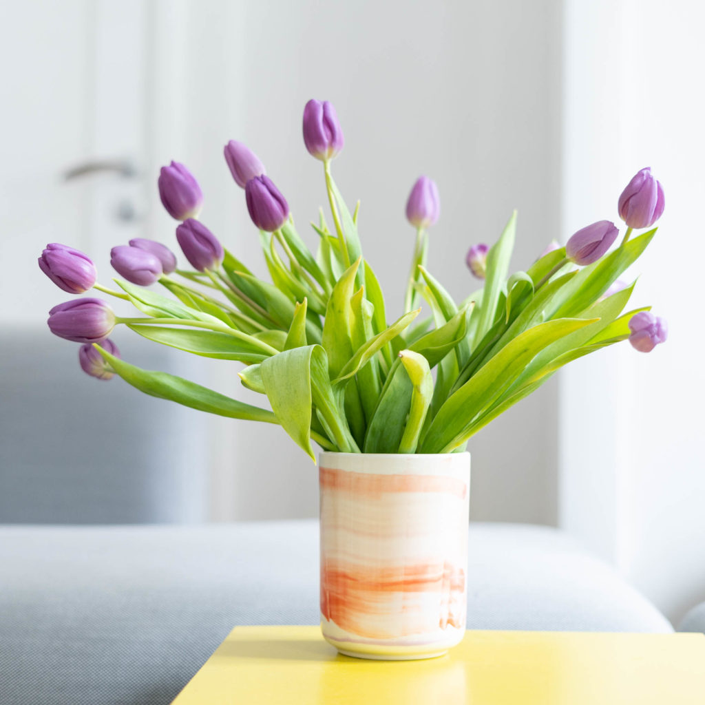 Vase rund rose red lilac