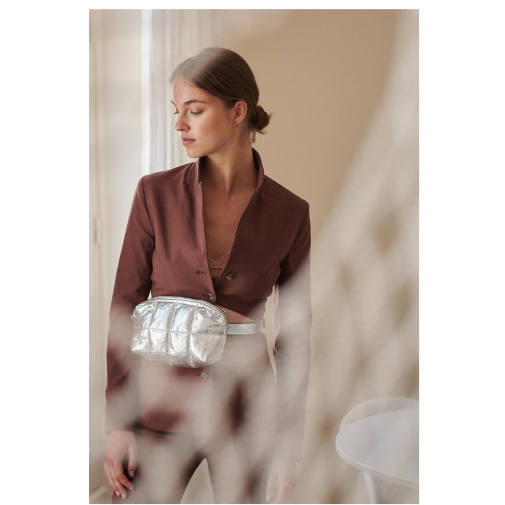 Cilou • puffy belt bag - Bauchtasche - silver