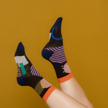 nice socks graphic - brown