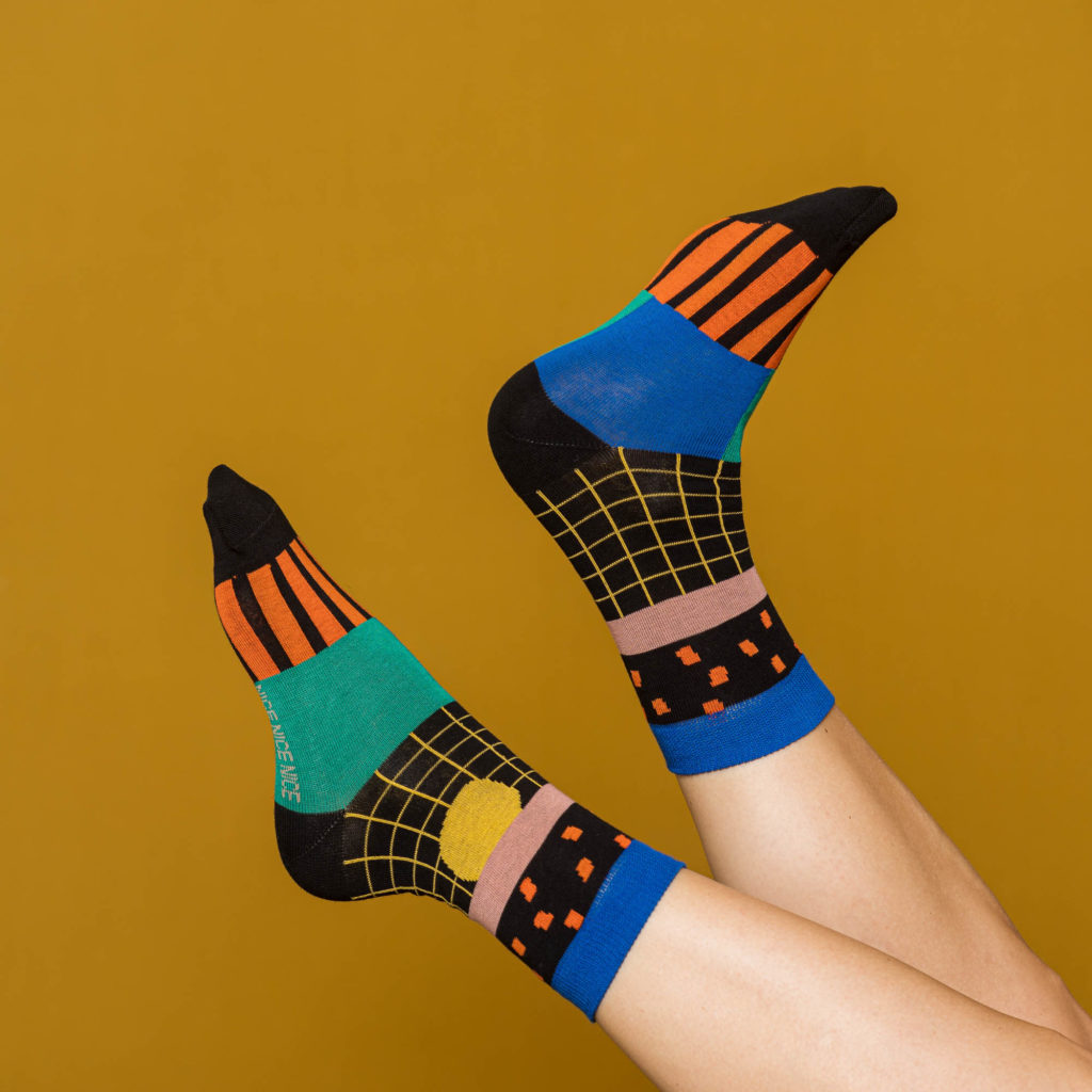 nice socks pattern - black