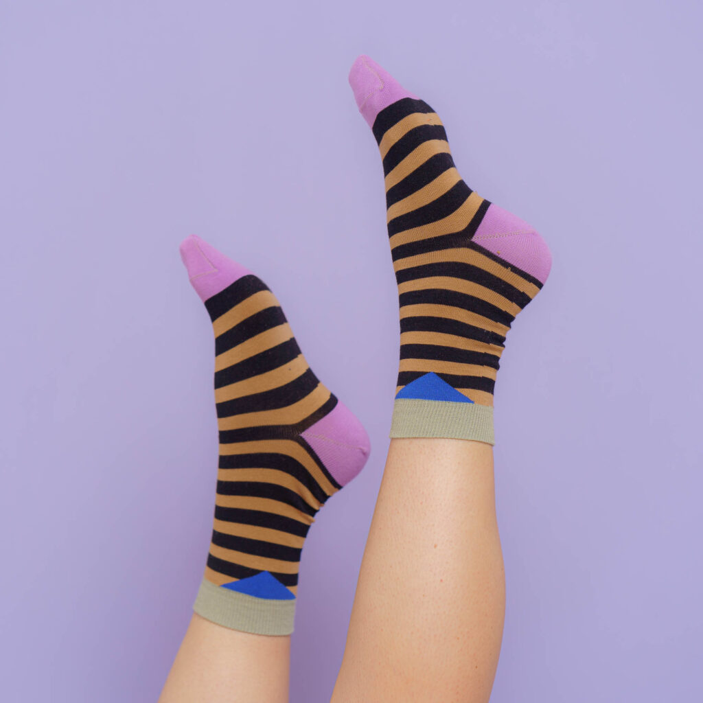 nice socks stripes - brown