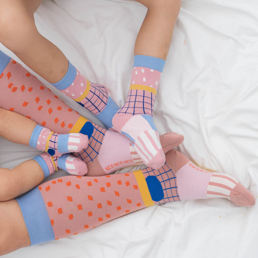 Baby-Kindersocken pattern rose