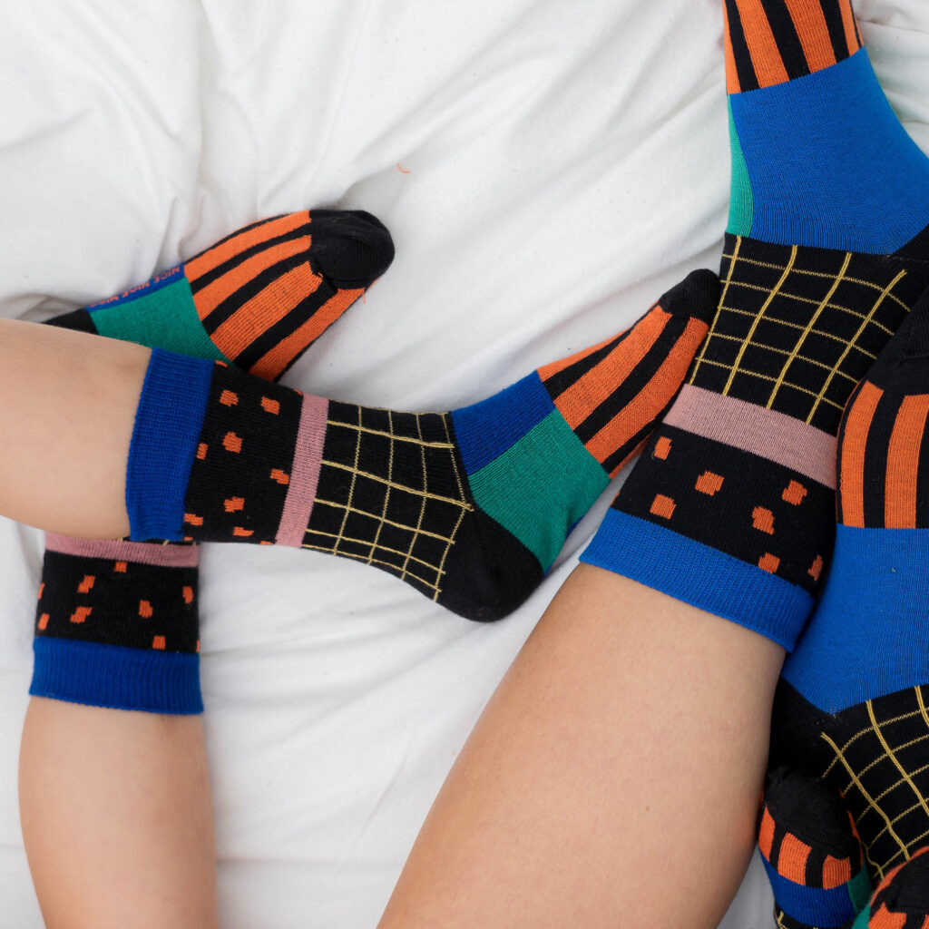 Baby-Kindersocken pattern black