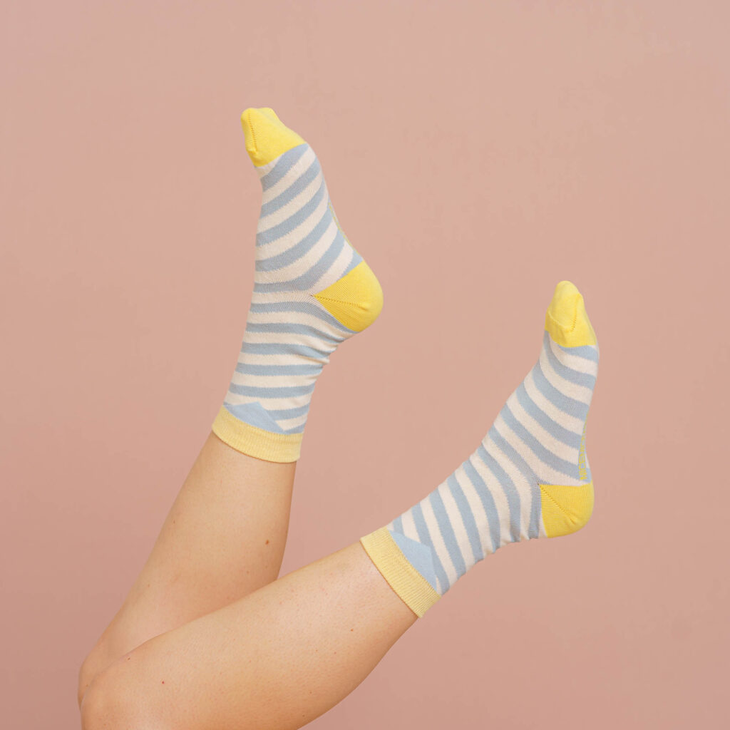 nice socks diagonal stripes - sky