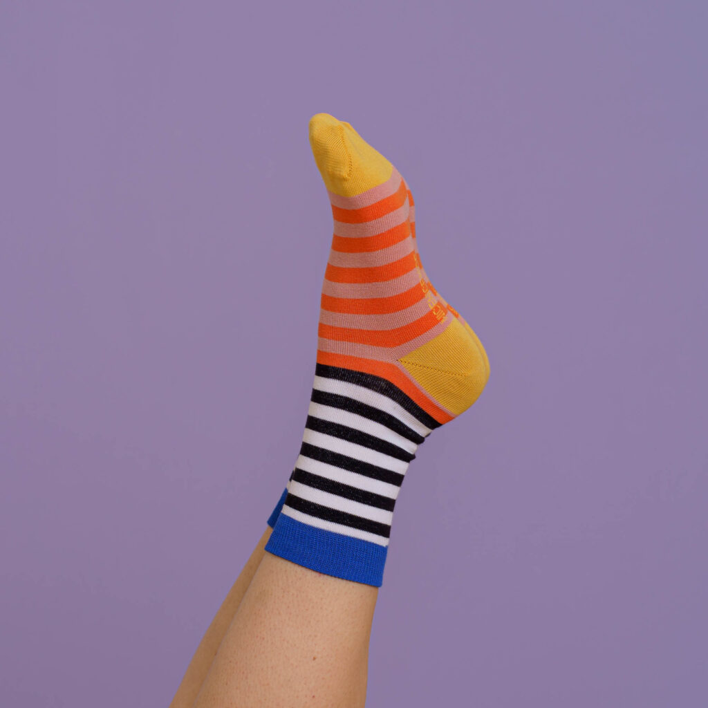 nice socks double stripes - red blue yellow
