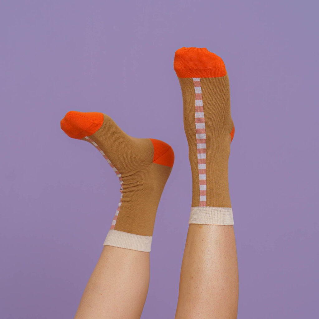 nice socks check stripes - brown