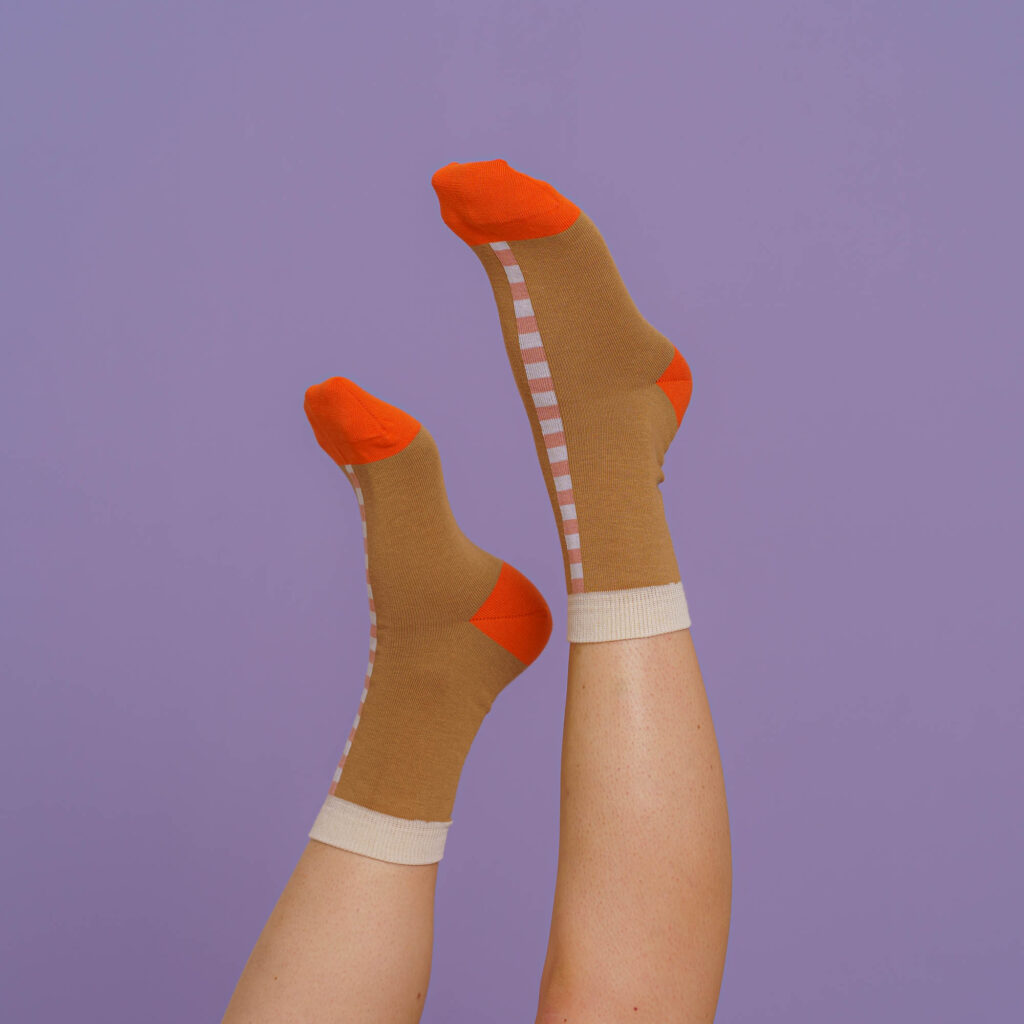 nice socks check stripes - brown