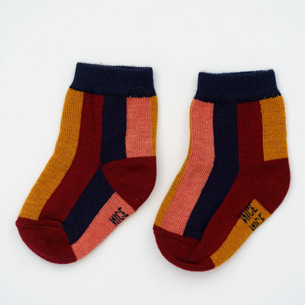 Baby-Kindersocken vertical stripes – autumn