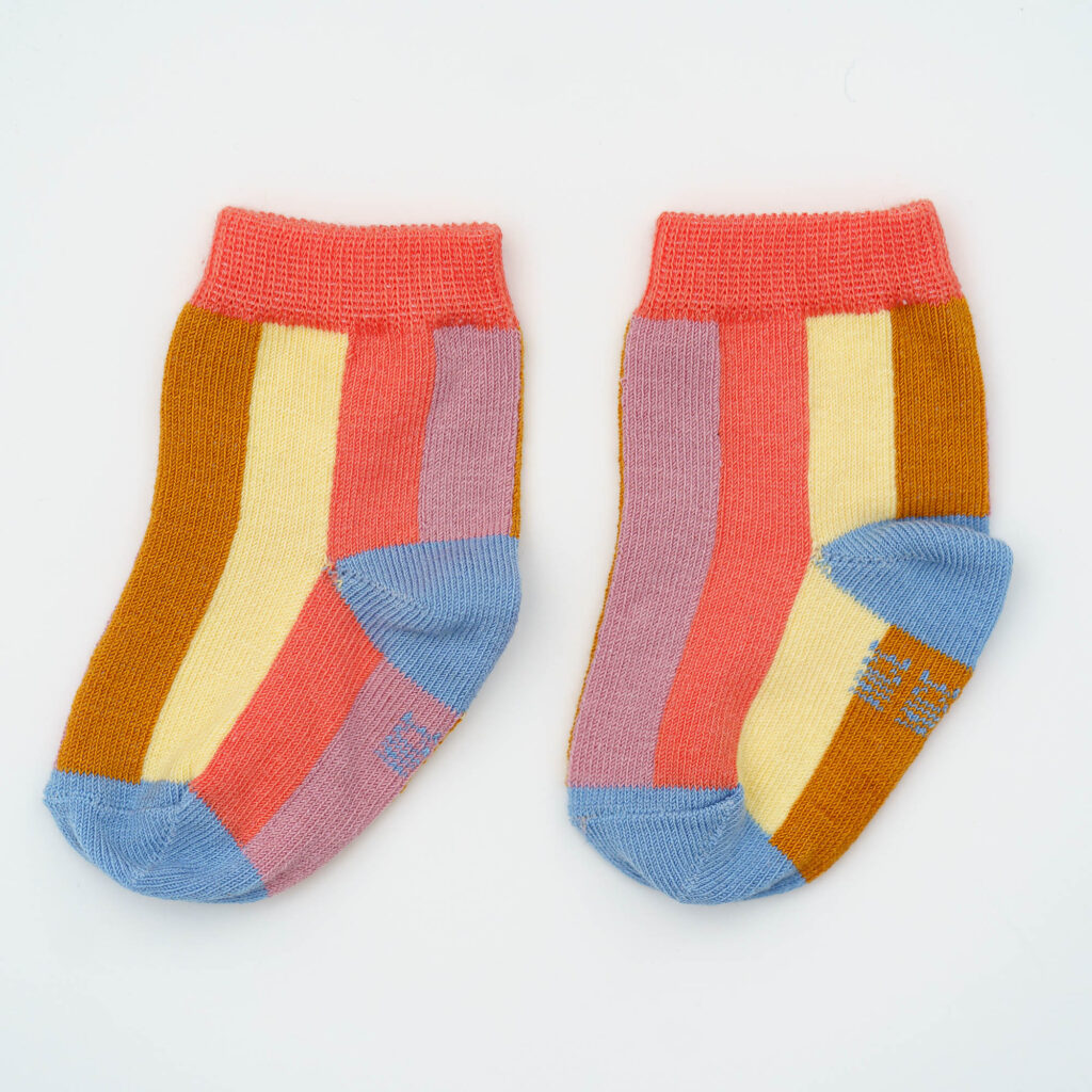 Baby-Kindersocken vertical stripes – spring