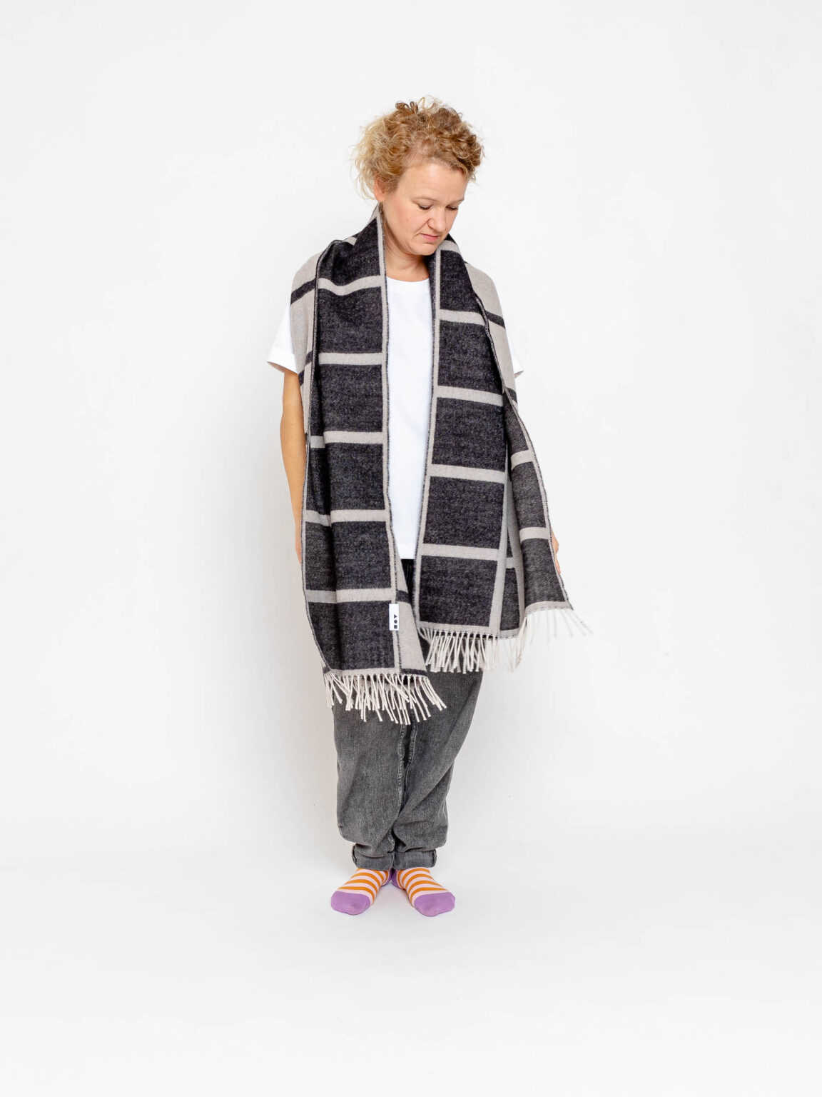 nice Merino Schal grid - black beige