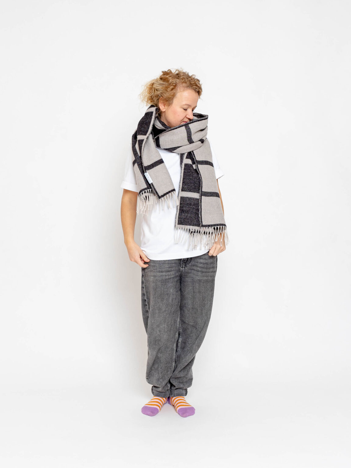 nice Merino Schal grid - black beige