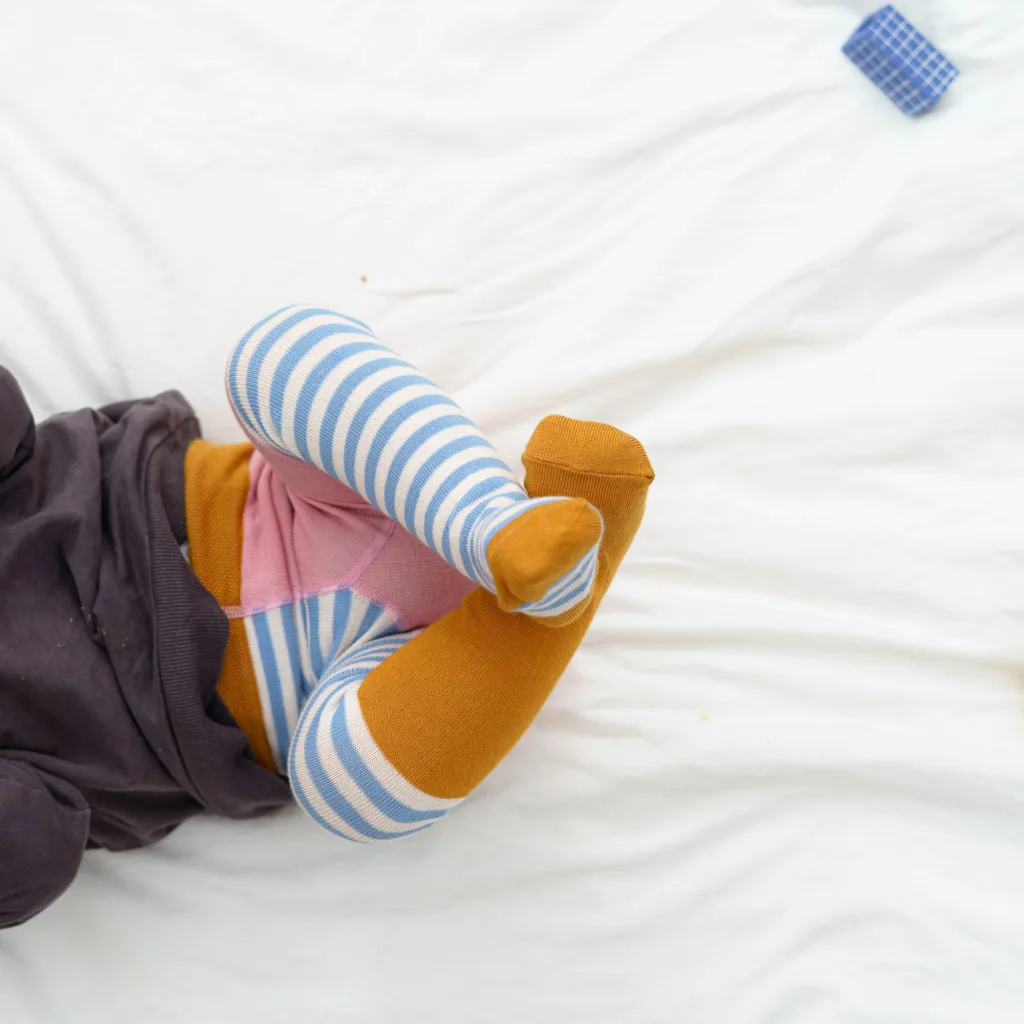 Baby- und Kinder Strumpfhose stripes - lilac rose