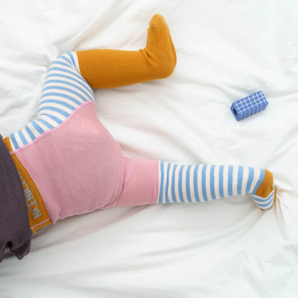 Baby- und Kinder Strumpfhose stripes - lilac rose
