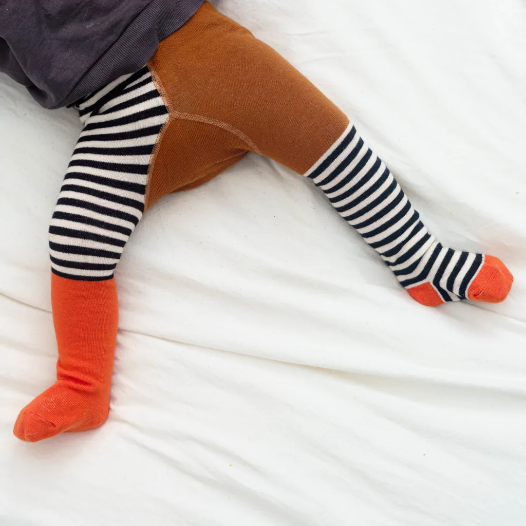 Baby- und Kinder Strumpfhose stripes - brown red