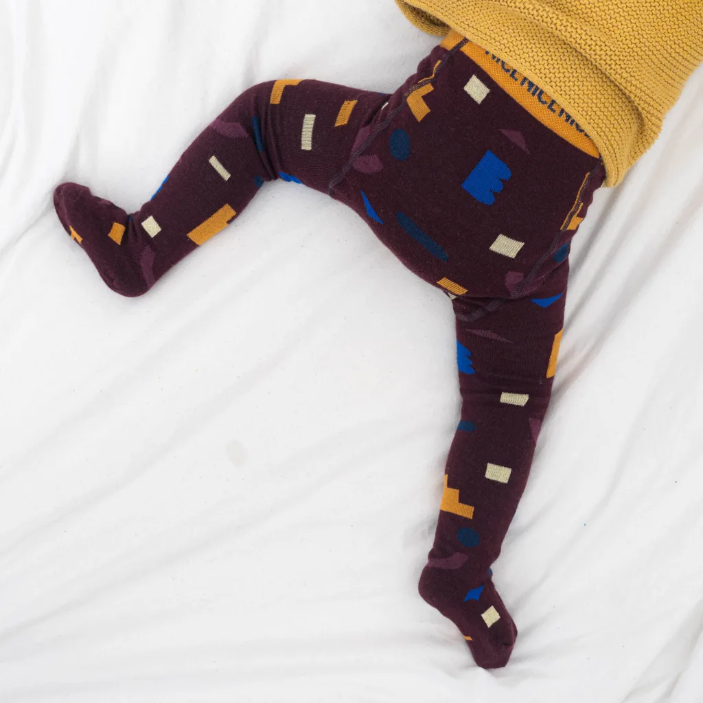 Baby- und Kinder Strumpfhose play red