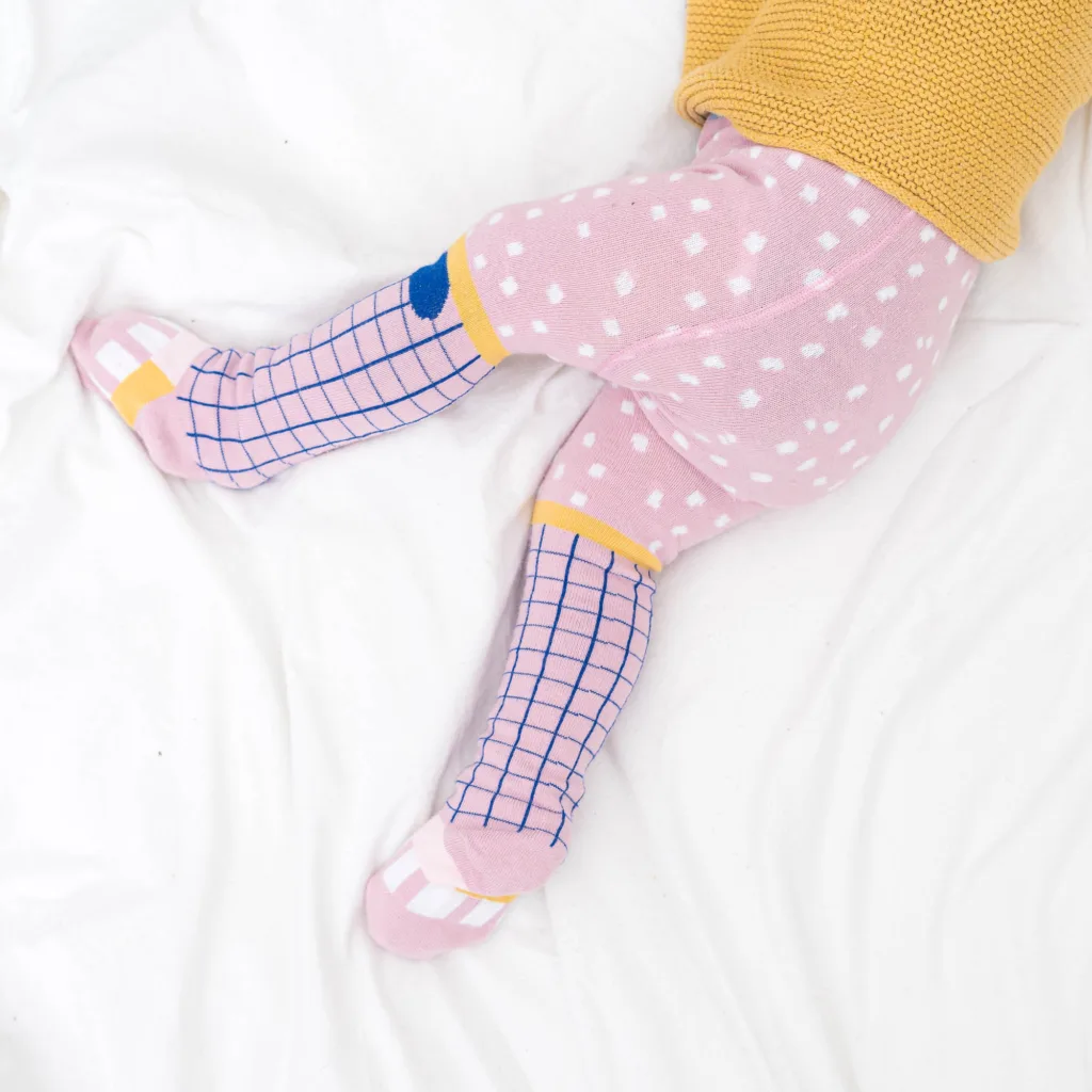 Baby- und Kinder Strumpfhose pattern rose