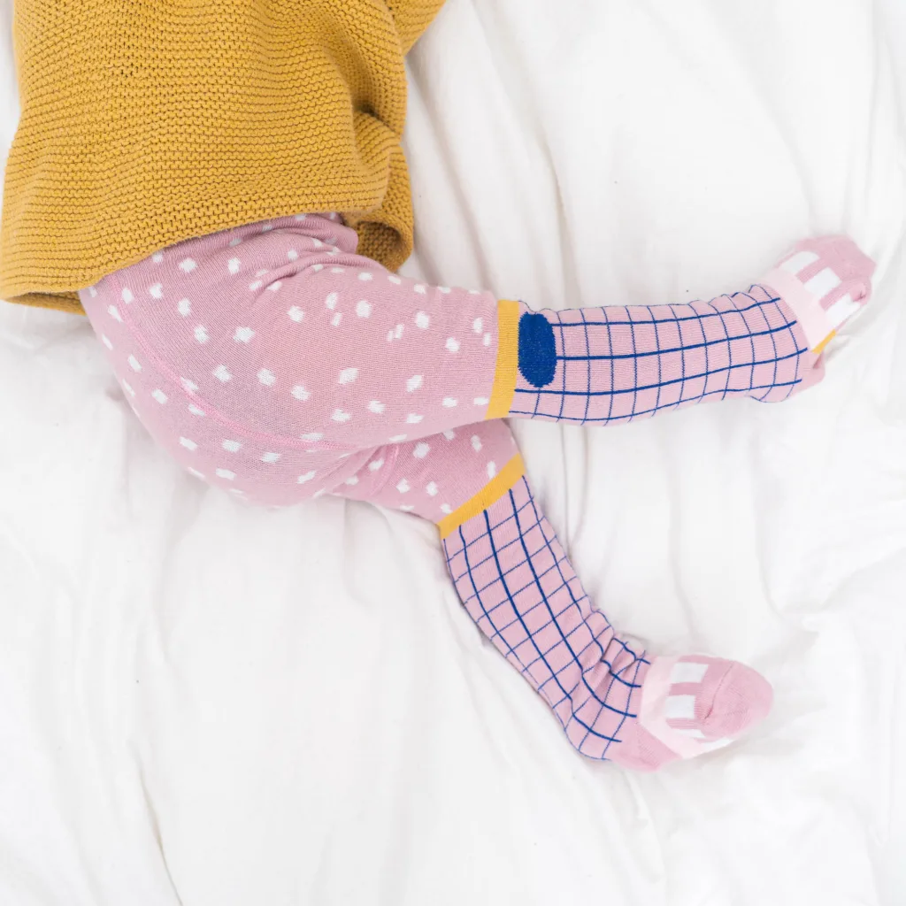Baby- und Kinder Strumpfhose pattern rose