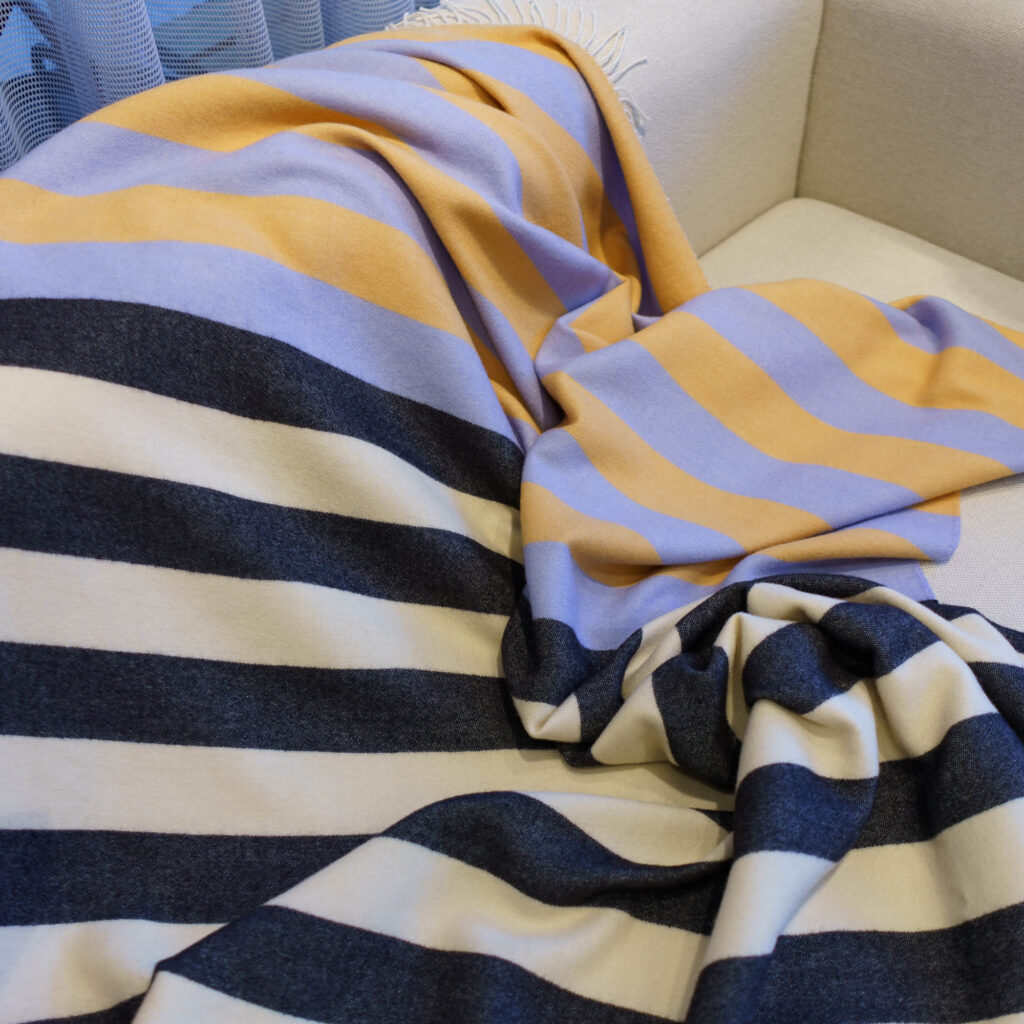 nice Merino Decke stripes - No 2 - 200x140cm