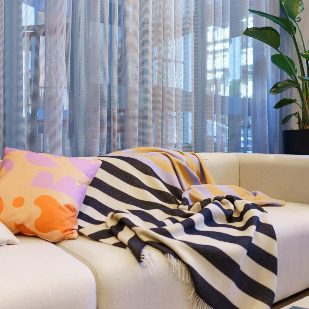 nice Merino Decke stripes - No 2 - 200x140cm