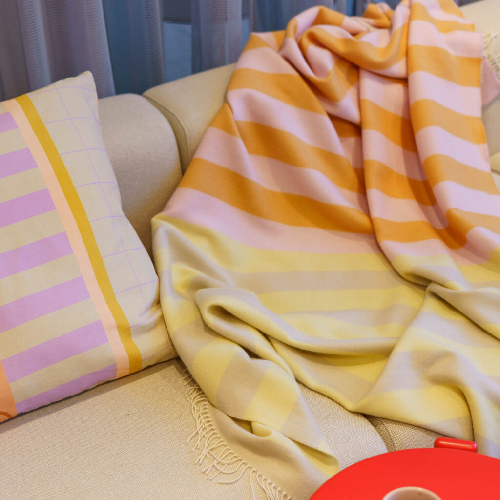 nice Merino Decke stripes - No 3 - 200x140cm