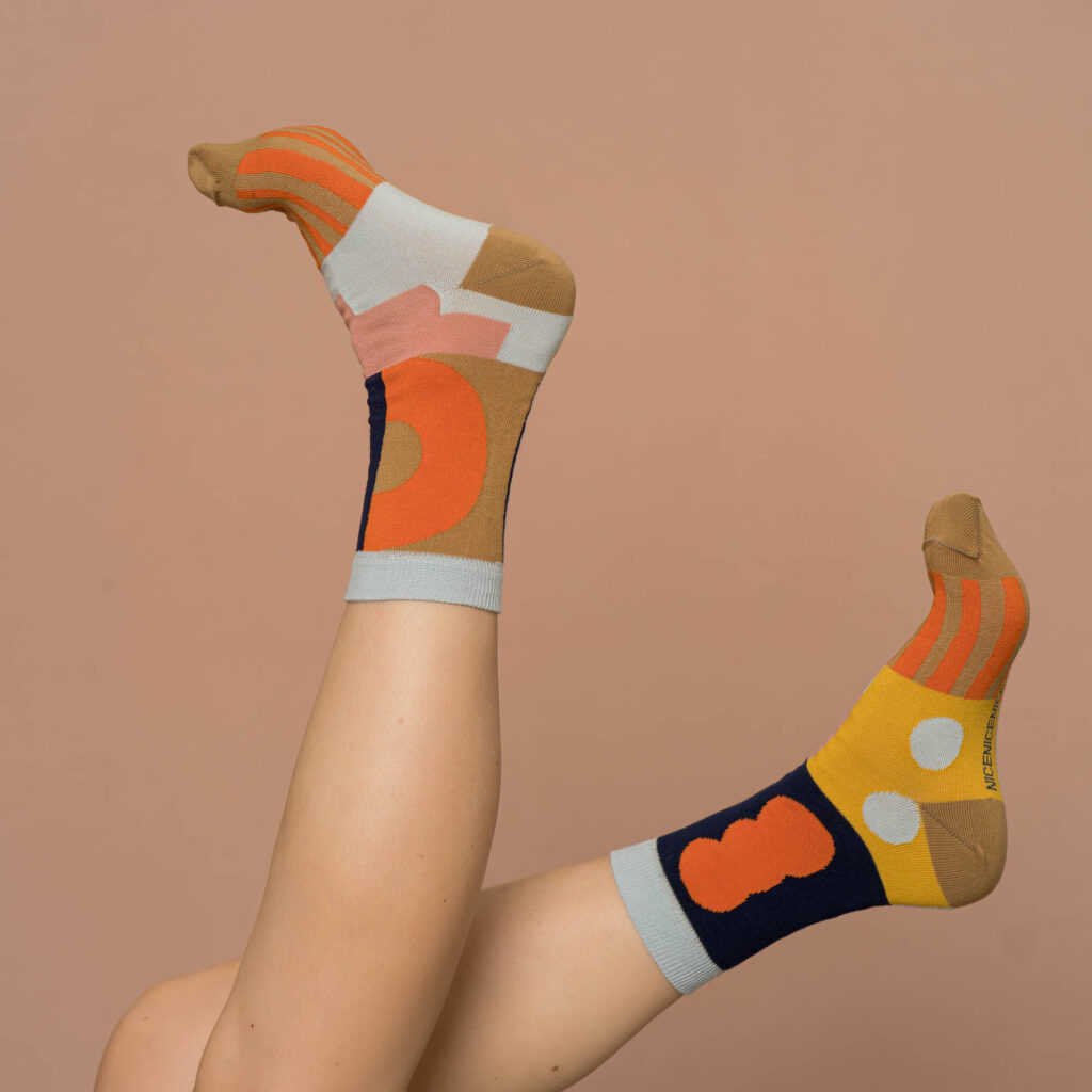 nice socks tile - blue