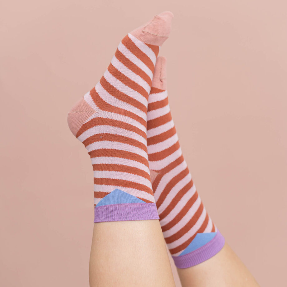 nice socks diagonal stripes - rust
