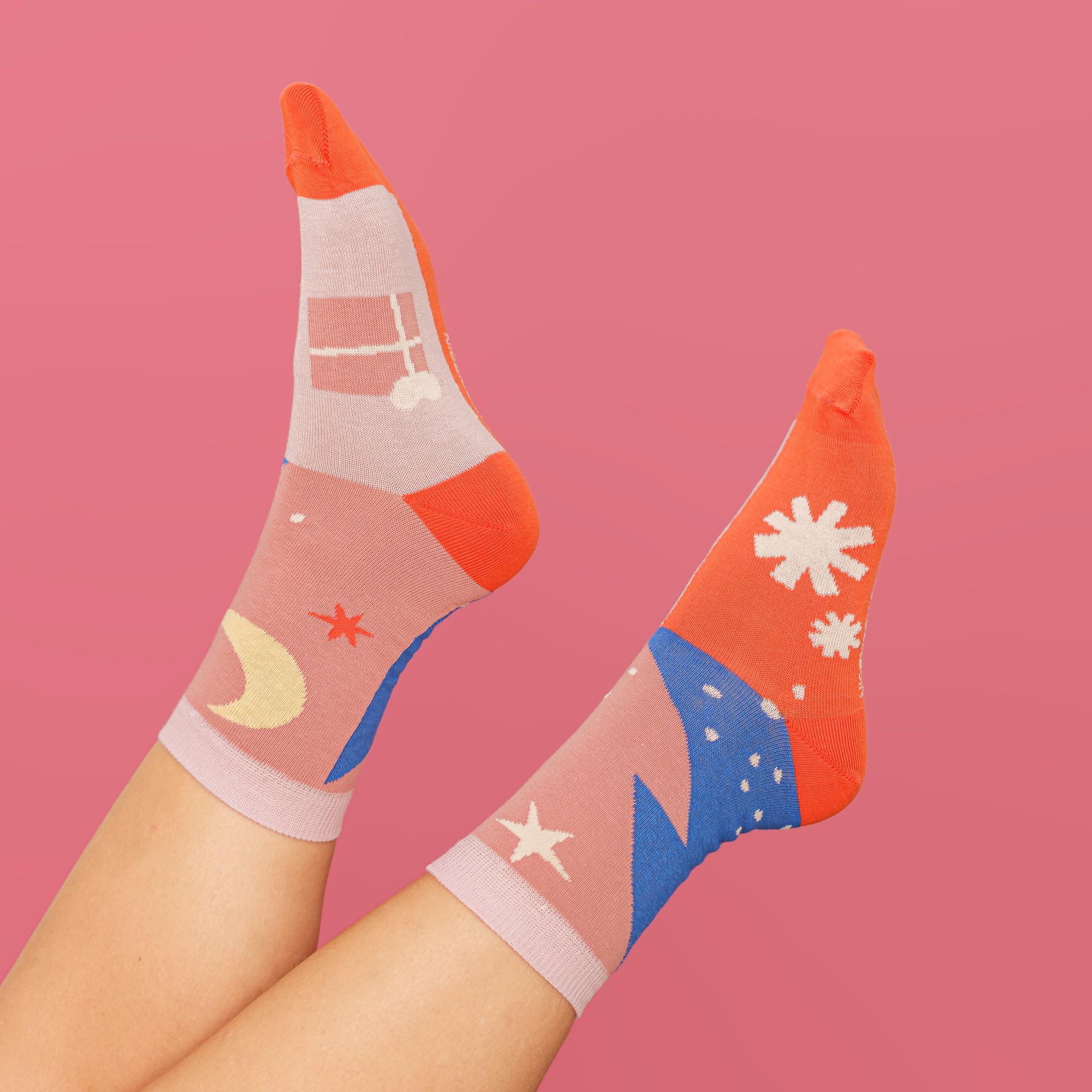 xmas socks - tree rose orange